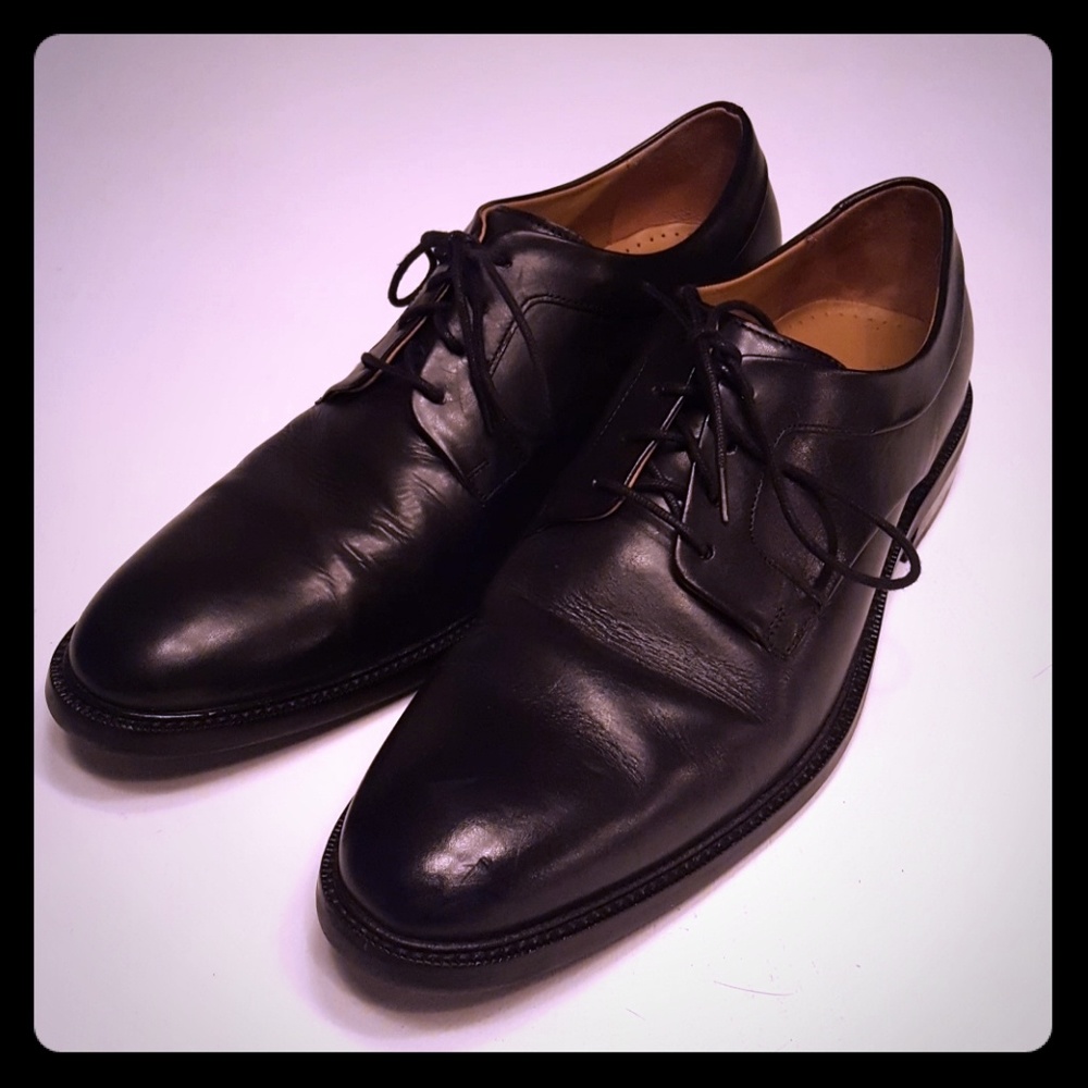 Men's 8.5 Cole Haan black Oxford shoes